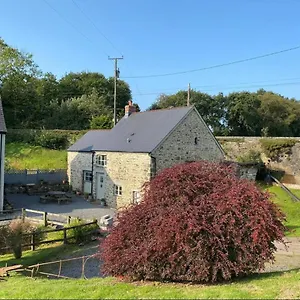 Holiday home Beautiful In Idyllic Location, Cowbridge